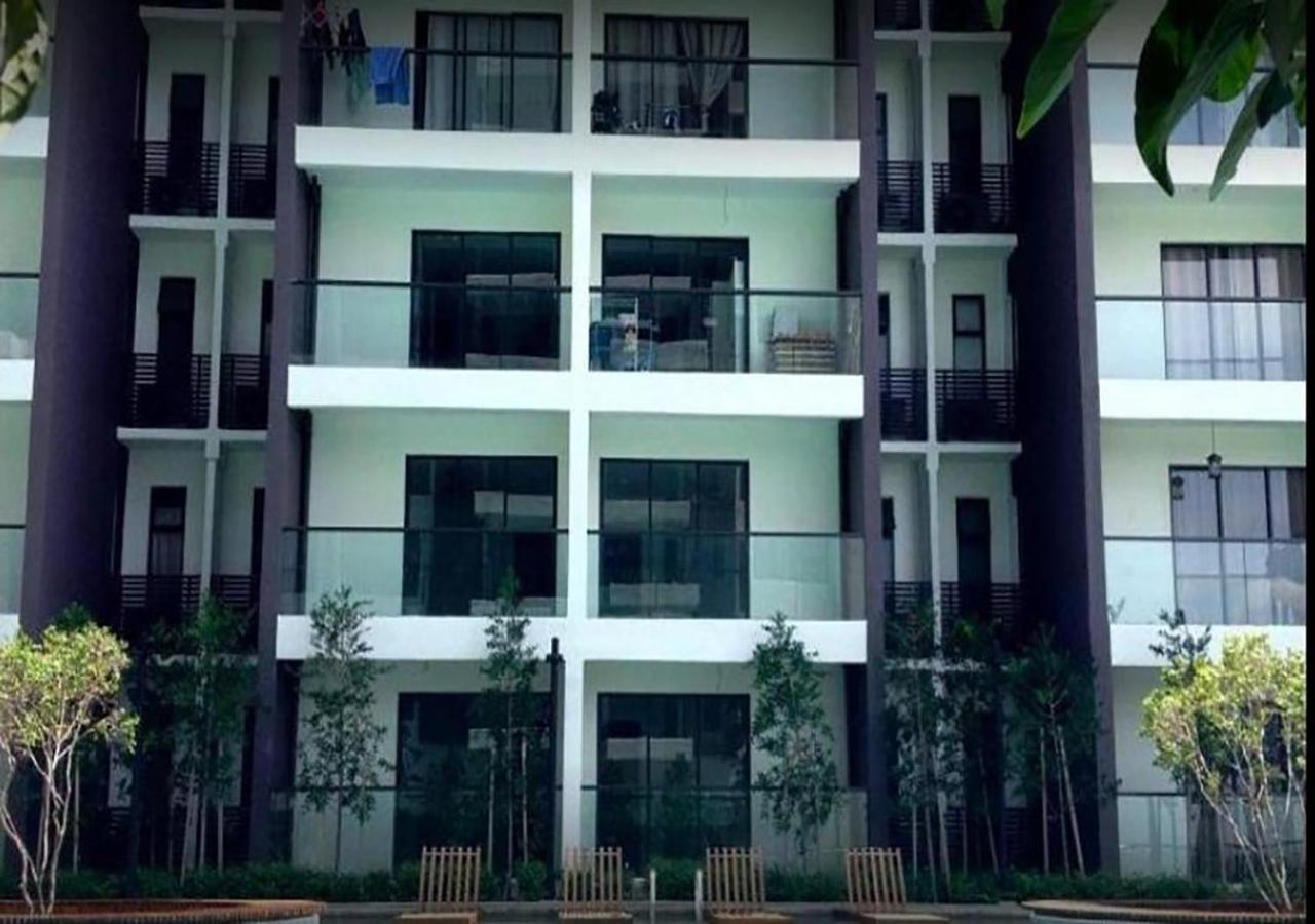Urban 360 Apartment